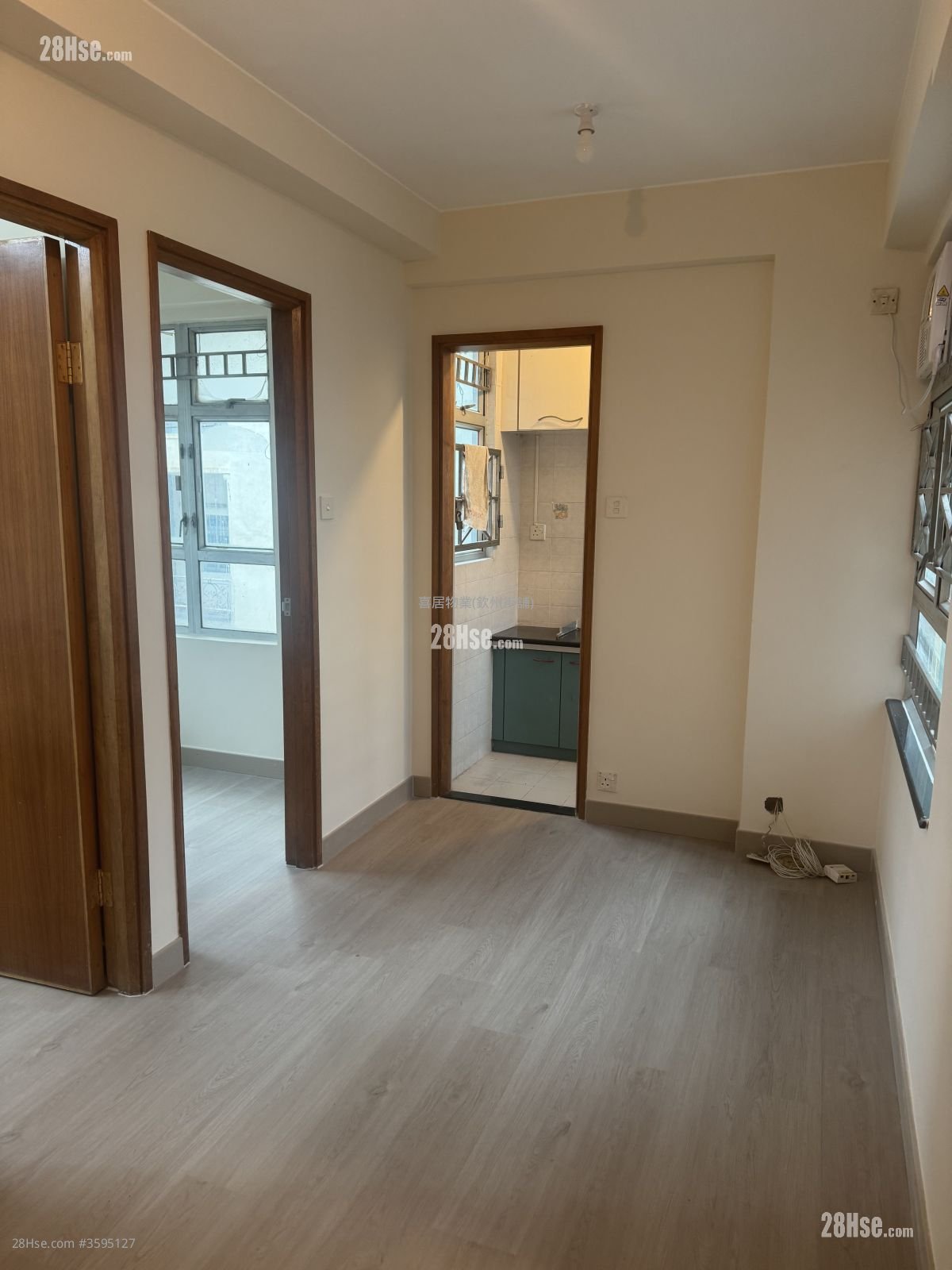 Siu Cheong Building Sell 2 Bedrooms , 1 Bathroom 255 ft²