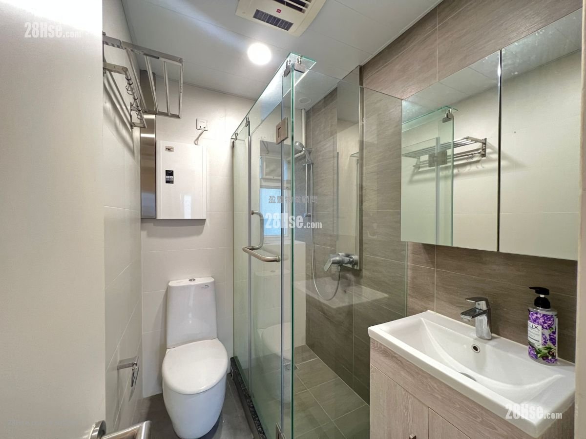 浴室: 万豪阁 售盘 1 房 , 1 浴室 415 平方尺 浴室: 万豪阁 售盘 1 房 , 1 浴室 415 平方尺