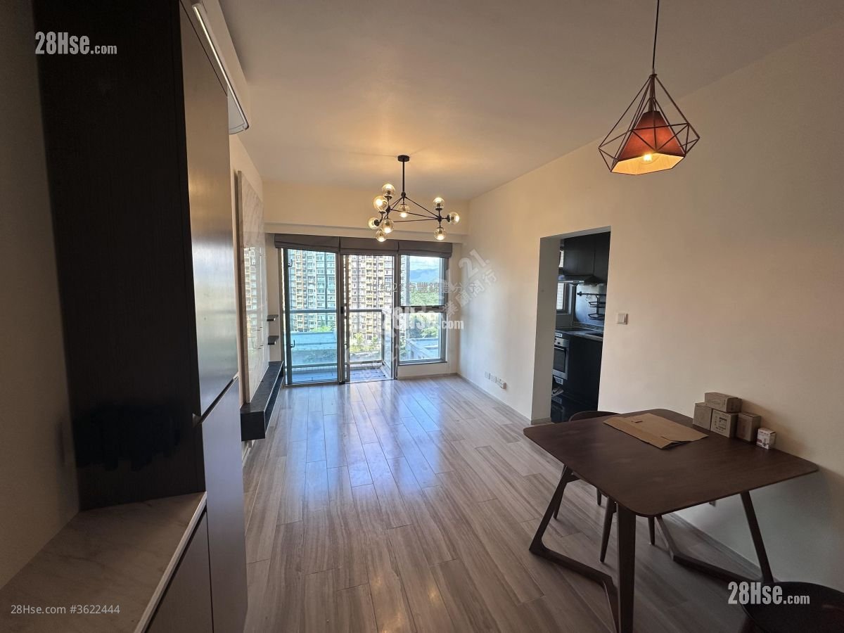 银湖天峰 售盘 2 房 , 1 浴室 551 平方尺 银湖天峰 售盘 2 房 , 1 浴室 551 平方尺