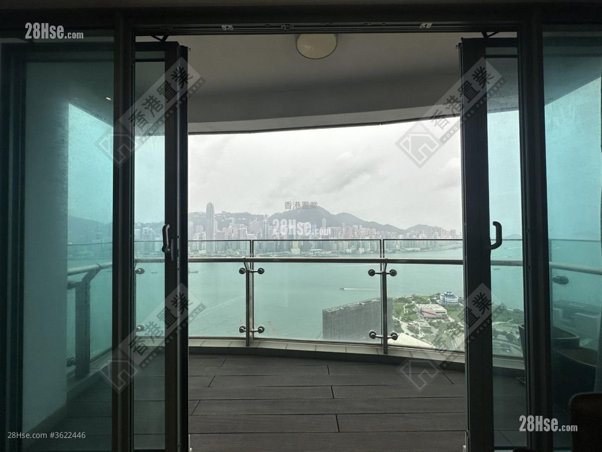 君临天下 售盘 3 房 , 2 浴室 1,062 平方尺 君临天下 售盘 3 房 , 2 浴室 1,062 平方尺