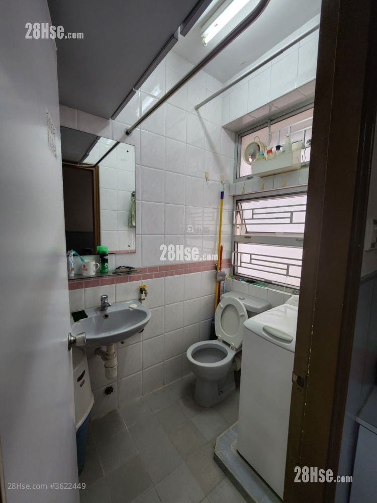 高威楼 售盘 1 房 , 1 厕所 350 平方尺 高威楼 售盘 1 房 , 1 厕所 350 平方尺