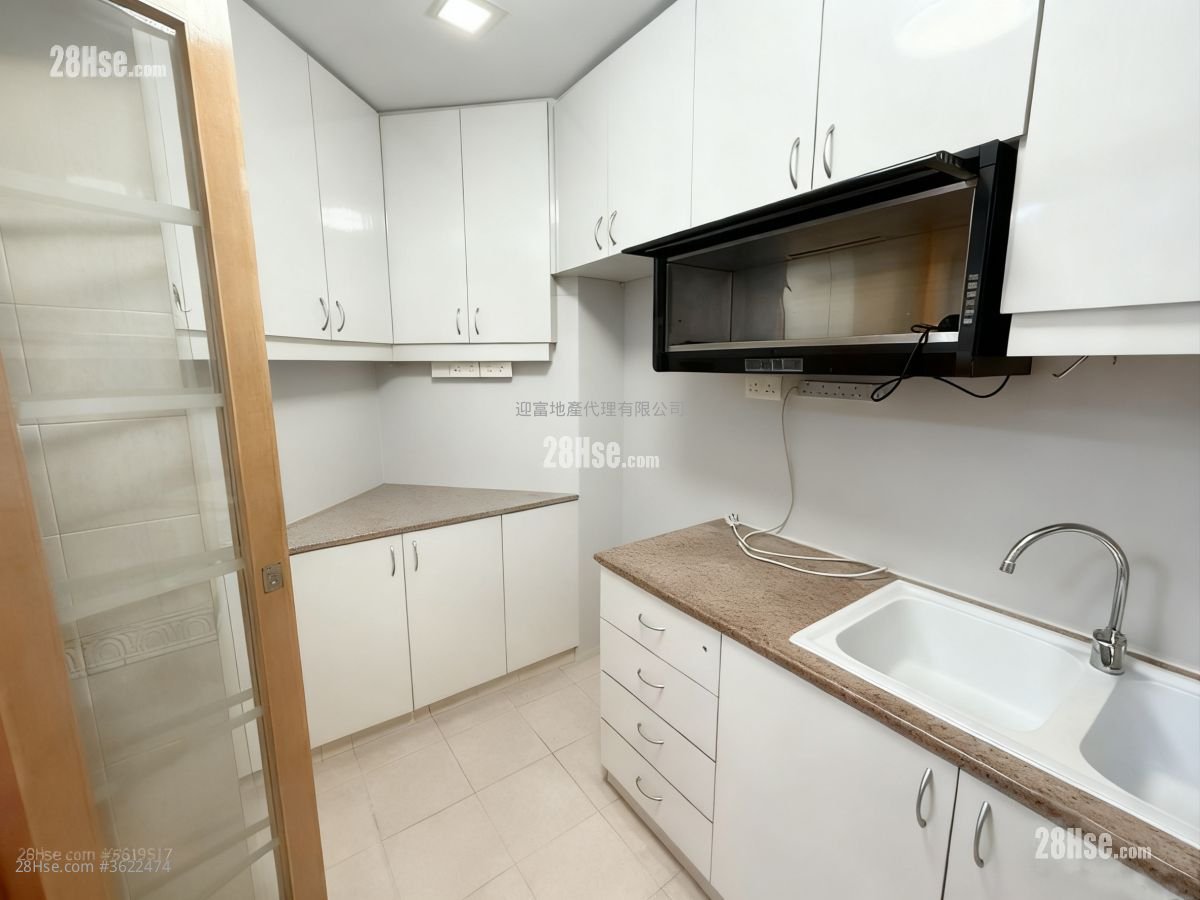 黄埔花园 租盘 3 房 , 2 浴室 617 平方尺 黄埔花园 租盘 3 房 , 2 浴室 617 平方尺