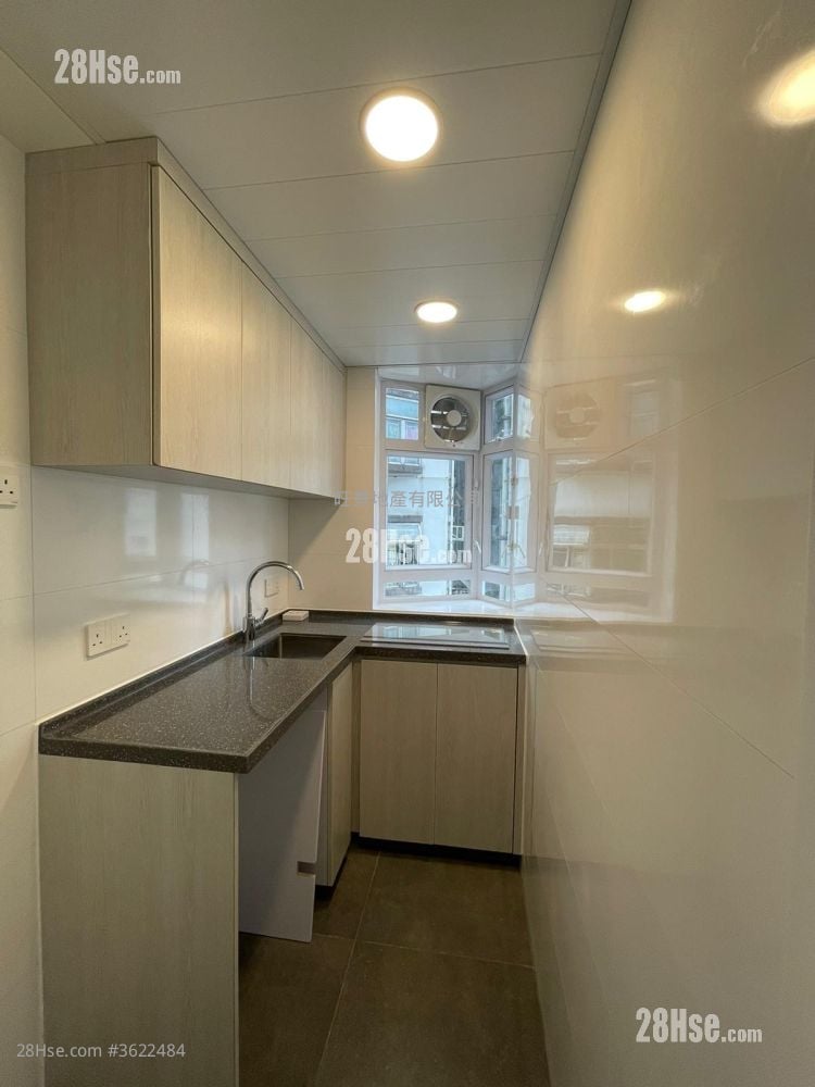 Sun Sing Centre Sell 1 Bedroom 297 ft² Sun Sing Centre Sell 1 Bedroom 297 ft²