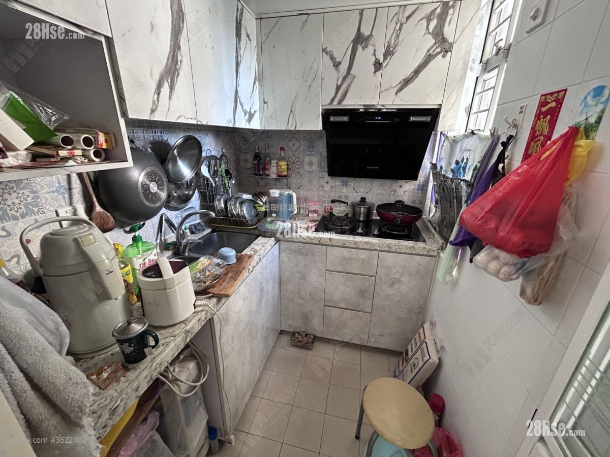 Lai Tsui Court Sell 388 ft² Lai Tsui Court Sell 388 ft²