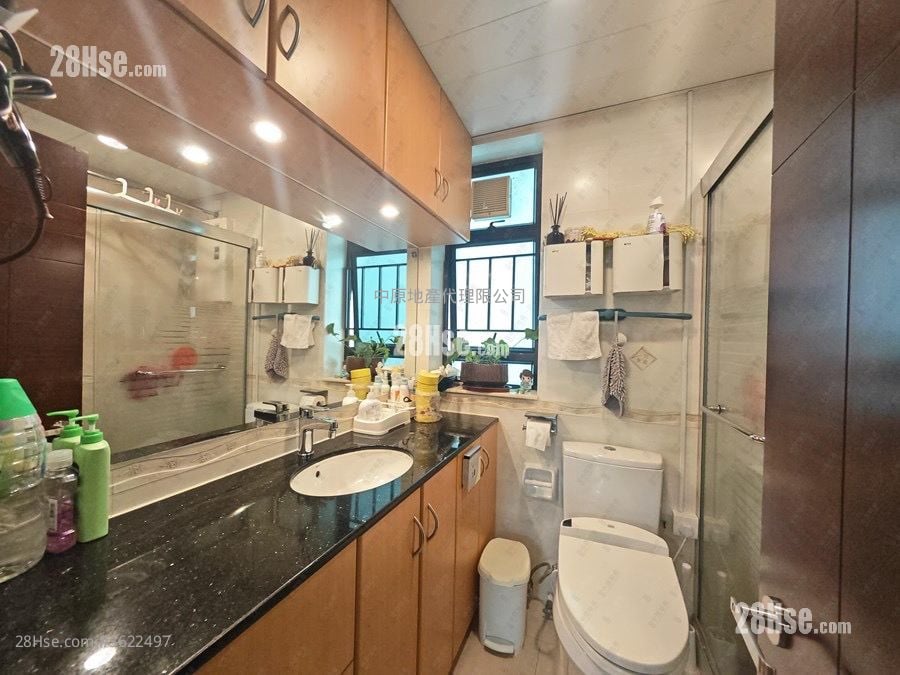 駿景園 售盤 3 房 , 2 浴室 974 平方呎 駿景園 售盤 3 房 , 2 浴室 974 平方呎