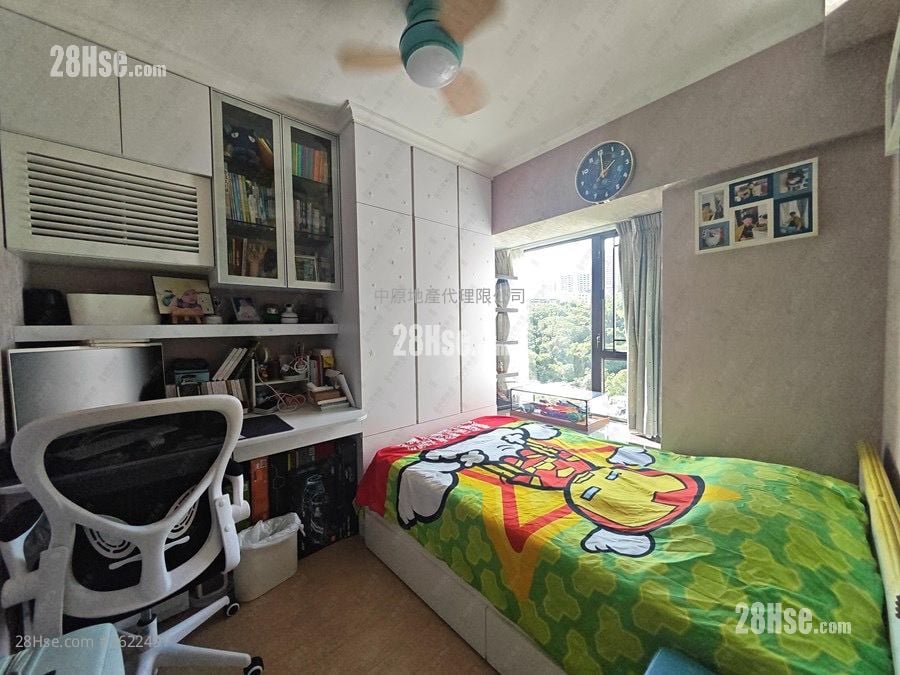 駿景園 售盤 3 房 , 2 浴室 974 平方呎 駿景園 售盤 3 房 , 2 浴室 974 平方呎