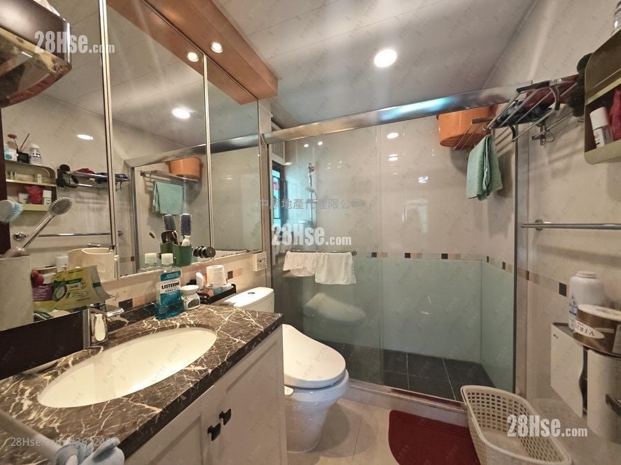 駿景園 售盤 3 房 , 2 浴室 974 平方呎 駿景園 售盤 3 房 , 2 浴室 974 平方呎