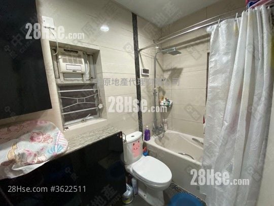 宝峰园 售盘 3 房 , 2 浴室 823 平方尺