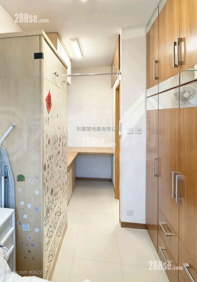 濱景花園 售盤 3 房 , 2 浴室 566 平方呎 濱景花園 售盤 3 房 , 2 浴室 566 平方呎