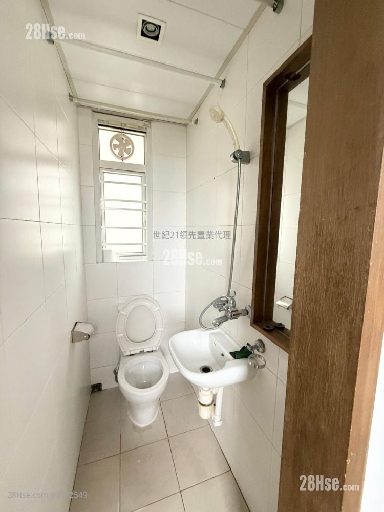 畢架山一號 租盤 4 房 , 3 浴室 1,495 平方呎 畢架山一號 租盤 4 房 , 3 浴室 1,495 平方呎