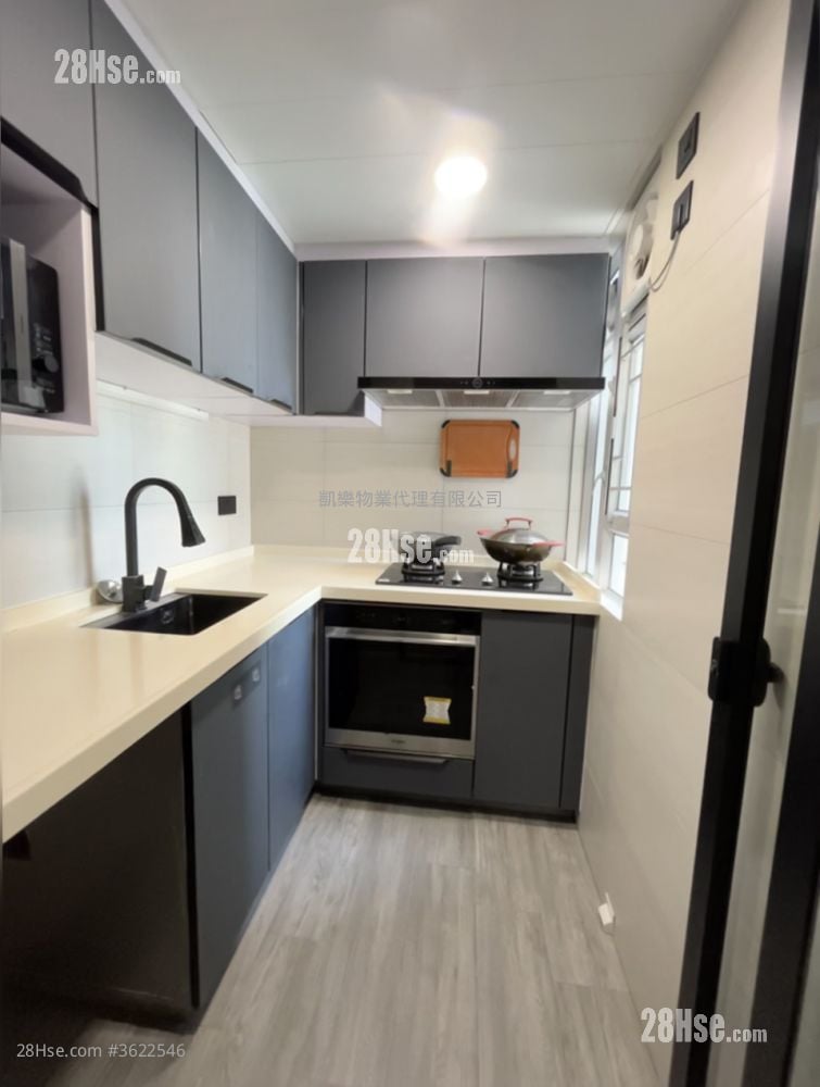 Hoi Lok Court Sell 2 Bedrooms 391 ft² Hoi Lok Court Sell 2 Bedrooms 391 ft²