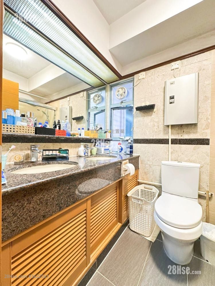 瑜翠園 售盤 3 房 , 2 浴室 686 平方呎 瑜翠園 售盤 3 房 , 2 浴室 686 平方呎