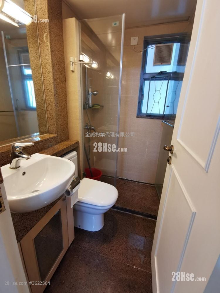 Queen's Terrace Rental 2 Bedrooms , 1 Bathroom 393 ft² Queen's Terrace Rental 2 Bedrooms , 1 Bathroom 393 ft²