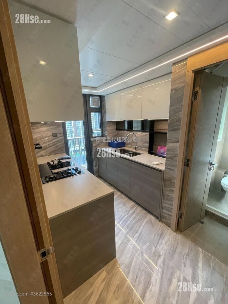 The YOHO Hub 售盘 3 房 , 3 浴室 872 平方尺 The YOHO Hub 售盘 3 房 , 3 浴室 872 平方尺