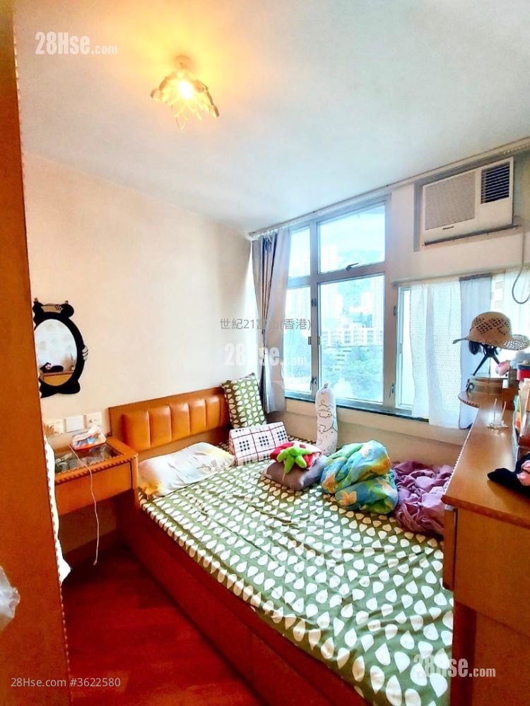 凤钻苑 售盘 2 房 , 1 浴室 407 平方尺 凤钻苑 售盘 2 房 , 1 浴室 407 平方尺