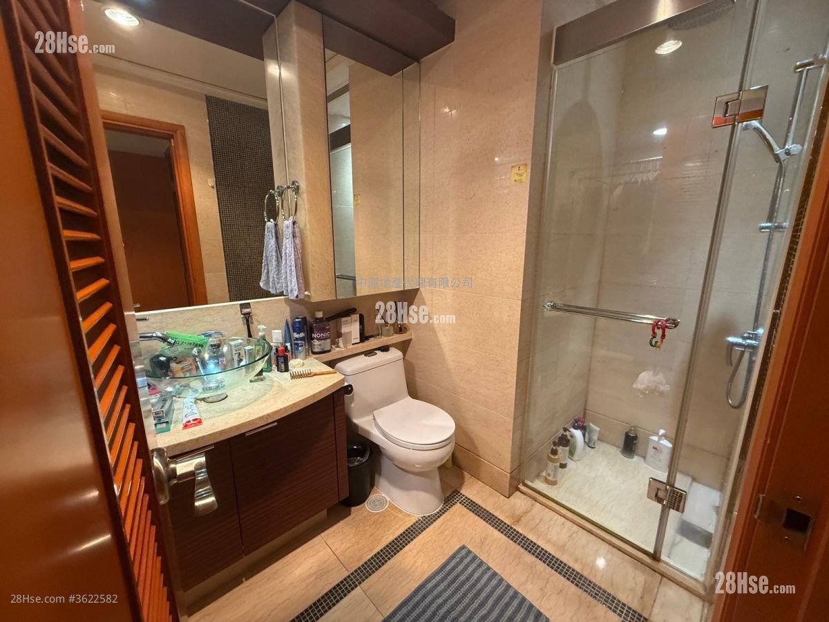 Chelsea Court Sell 3 Bedrooms , 2 Bathrooms 893 ft² Chelsea Court Sell 3 Bedrooms , 2 Bathrooms 893 ft²