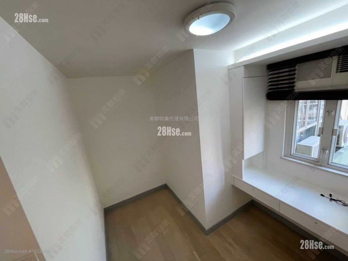 Mei Foo Sun Chuen Rental 2 Bedrooms , 2 Bathrooms 716 ft² Mei Foo Sun Chuen Rental 2 Bedrooms , 2 Bathrooms 716 ft²