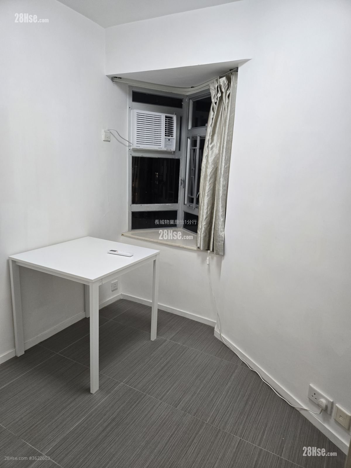 康山花園 租盤 3 房 , 1 浴室 592 平方呎 康山花園 租盤 3 房 , 1 浴室 592 平方呎