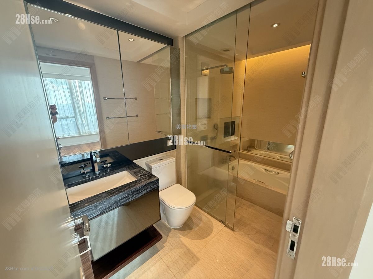 The Cullinan Rental 4 Bedrooms 1,262 ft² The Cullinan Rental 4 Bedrooms 1,262 ft²