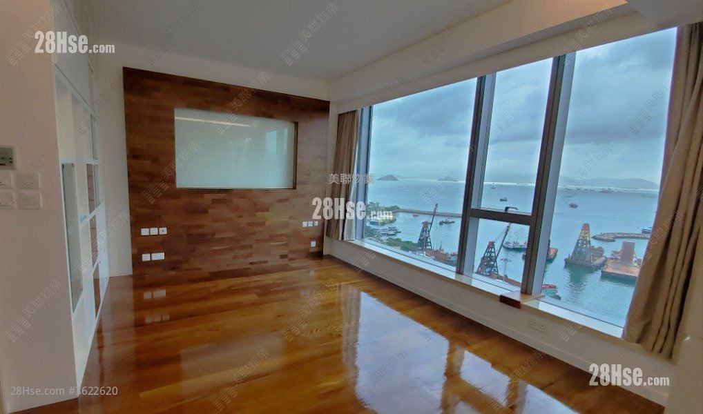 The Cullinan Rental 4 Bedrooms 1,262 ft² The Cullinan Rental 4 Bedrooms 1,262 ft²