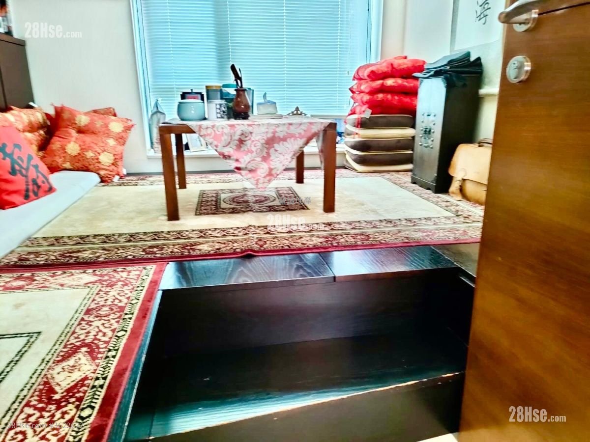 瑜翠園 售盤 4 房 , 3 浴室 1,143 平方呎 瑜翠園 售盤 4 房 , 3 浴室 1,143 平方呎