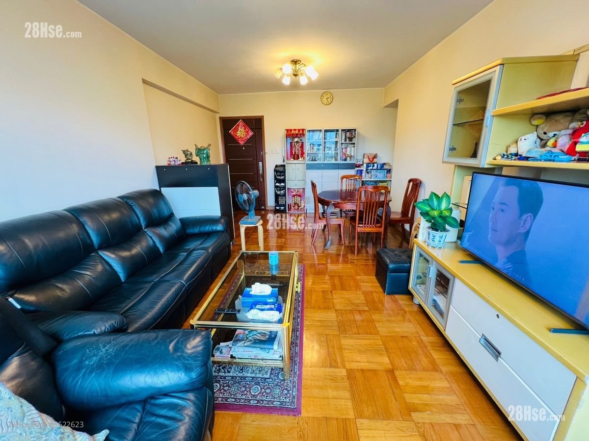 瑜翠園 售盤 3 房 , 1 浴室 686 平方呎 瑜翠園 售盤 3 房 , 1 浴室 686 平方呎