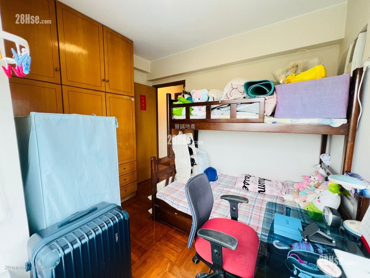 瑜翠園 售盤 3 房 , 1 浴室 686 平方呎 瑜翠園 售盤 3 房 , 1 浴室 686 平方呎