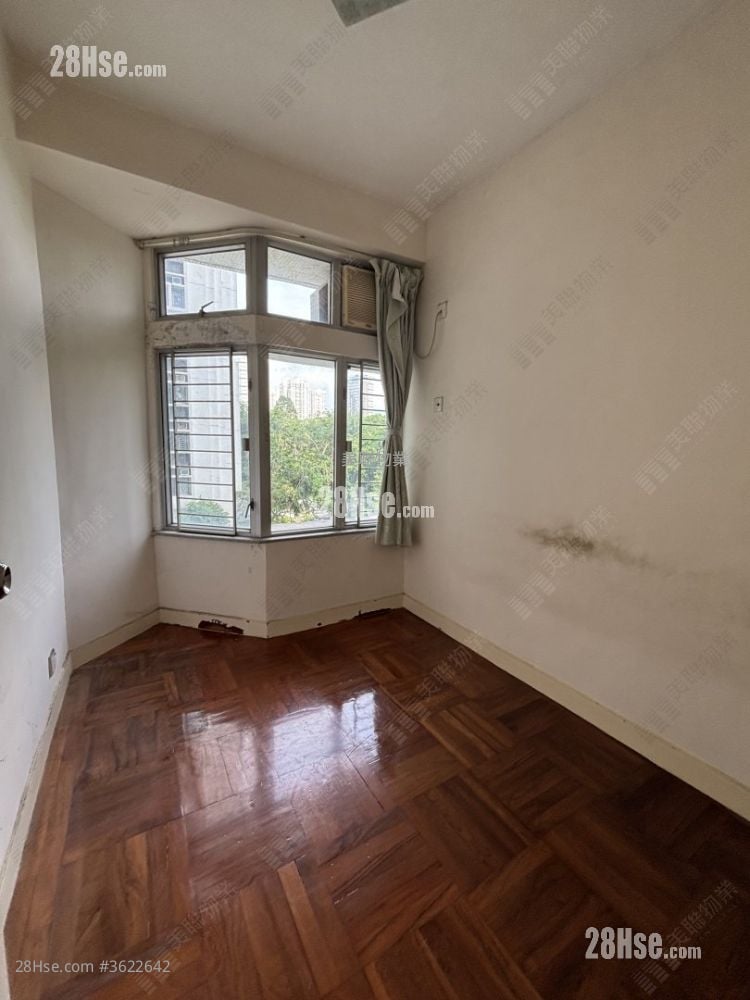 嘉湖山庄 售盘 3 房 552 平方尺 嘉湖山庄 售盘 3 房 552 平方尺