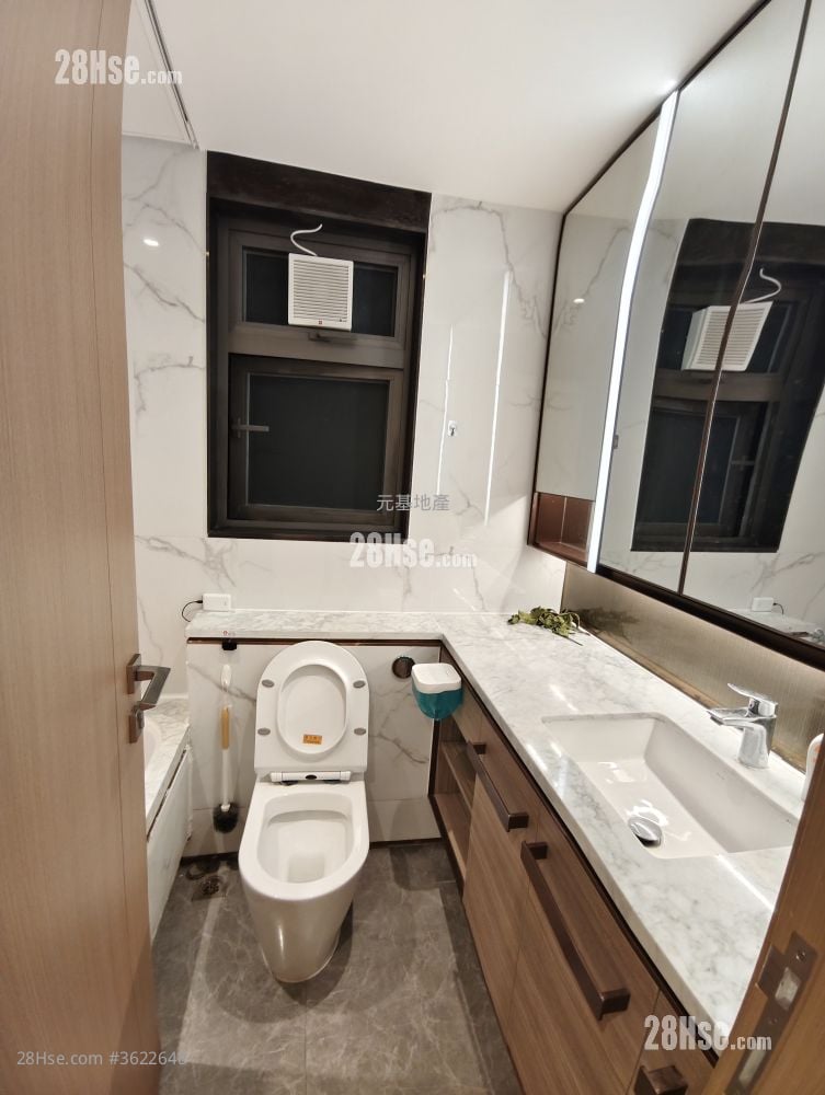 朗城滙 租盘 2 浴室 726 平方尺 朗城滙 租盘 2 浴室 726 平方尺