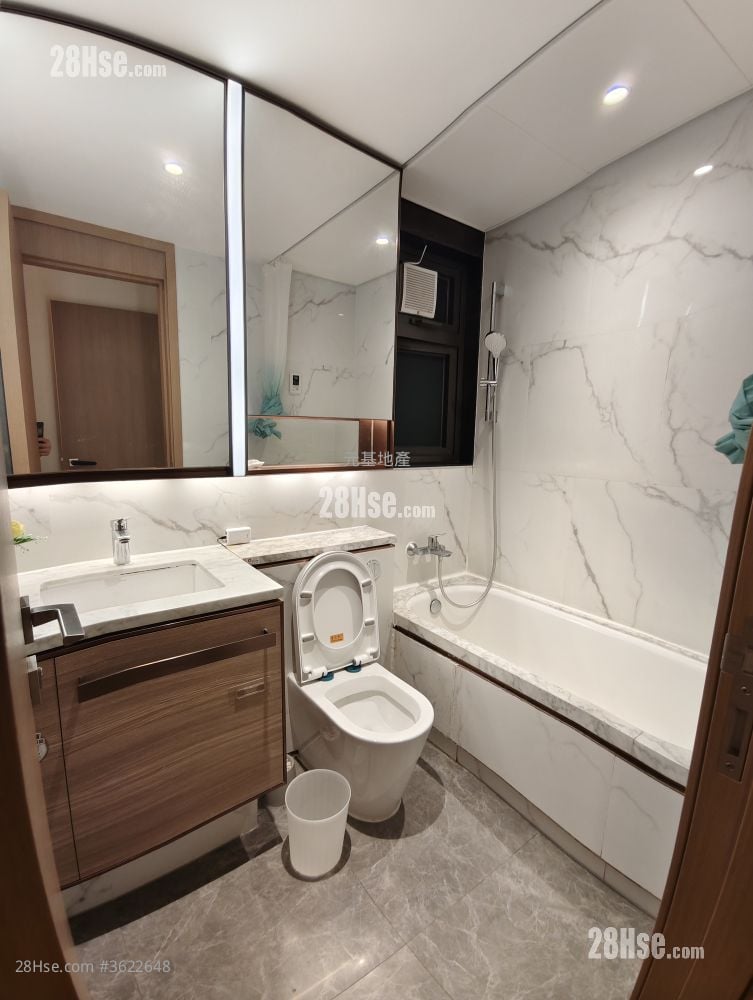 朗城滙 租盘 2 浴室 726 平方尺 朗城滙 租盘 2 浴室 726 平方尺