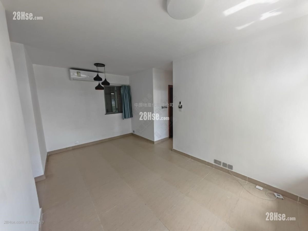 东堤湾畔 售盘 2 房 , 1 浴室 536 平方尺 东堤湾畔 售盘 2 房 , 1 浴室 536 平方尺