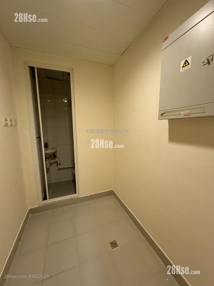 The Visionary Sell 3 Bedrooms , 3 Bathrooms 1,033 ft² The Visionary Sell 3 Bedrooms , 3 Bathrooms 1,033 ft²