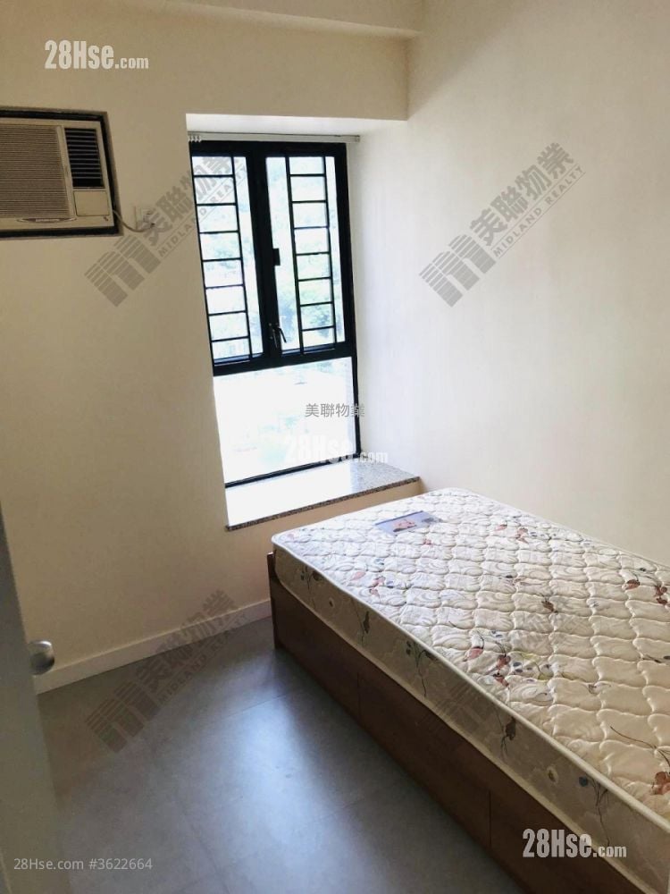 New Town Plaza Sell 3 Bedrooms 640 ft² New Town Plaza Sell 3 Bedrooms 640 ft²