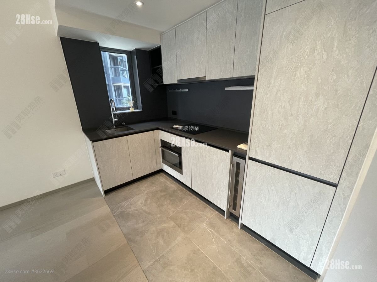 朗濤 售盤 2 房 566 平方呎 朗濤 售盤 2 房 566 平方呎