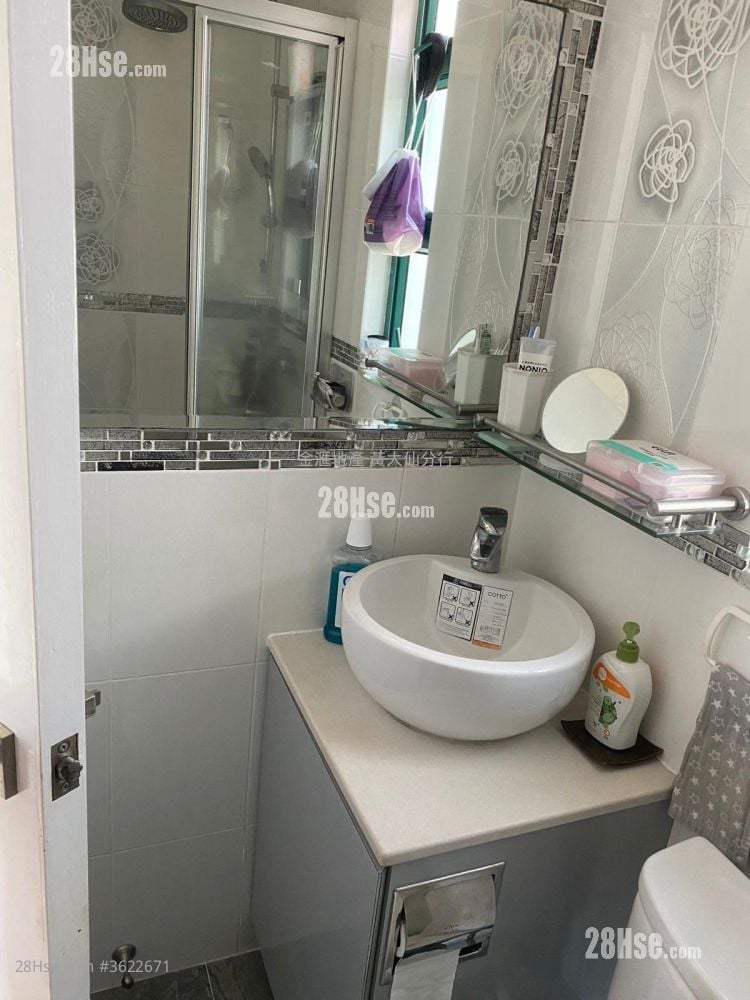 The Vista Sell 2 Bedrooms 302 ft² The Vista Sell 2 Bedrooms 302 ft²