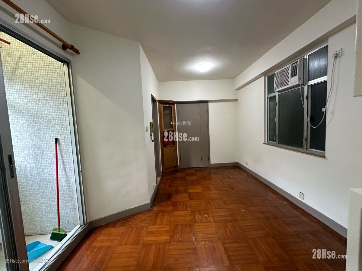 Mayfair Gardens Sell 2 Bedrooms , 1 Bathroom 420 ft² Mayfair Gardens Sell 2 Bedrooms , 1 Bathroom 420 ft²