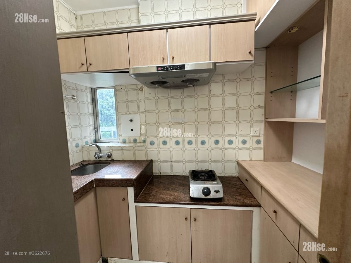 Mayfair Gardens Sell 2 Bedrooms , 1 Bathroom 420 ft² Mayfair Gardens Sell 2 Bedrooms , 1 Bathroom 420 ft²