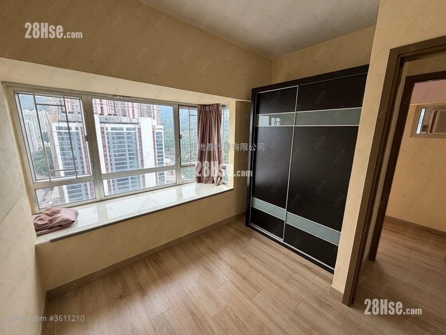 Tsuen Kam Centre Rental 2 Bedrooms , 1 Bathroom 375 ft²