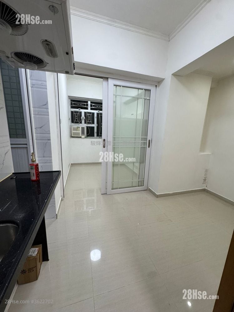 榮梅大樓 租盤 1 房 , 1 浴室 150 平方呎