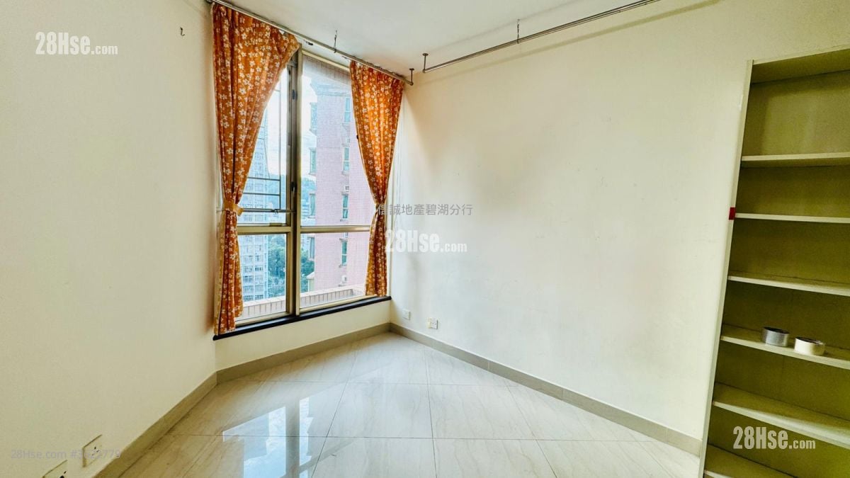 碧湖花园 租盘 2 房 , 1 浴室 400 平方尺 碧湖花园 租盘 2 房 , 1 浴室 400 平方尺