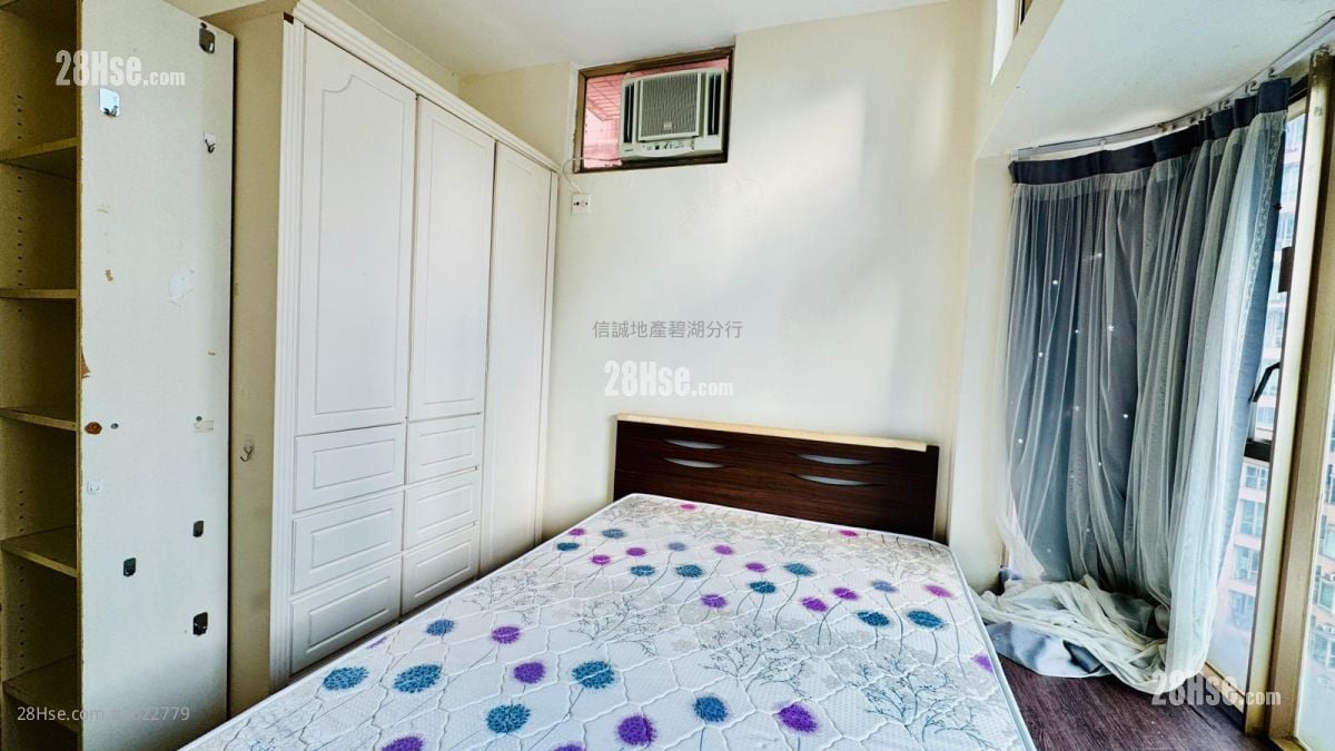 碧湖花园 租盘 2 房 , 1 浴室 400 平方尺 碧湖花园 租盘 2 房 , 1 浴室 400 平方尺