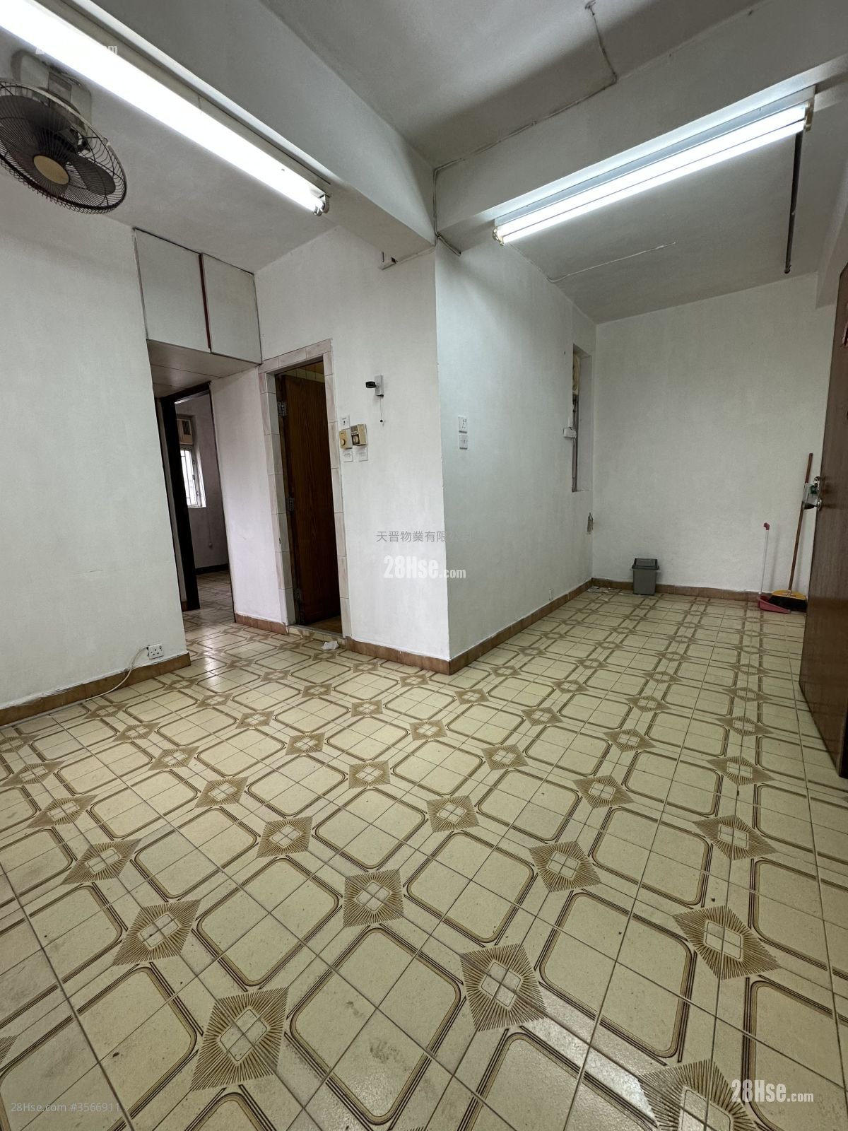 福年新楼 售盘 2 房 , 1 浴室 413 平方尺 福年新楼 售盘 2 房 , 1 浴室 413 平方尺