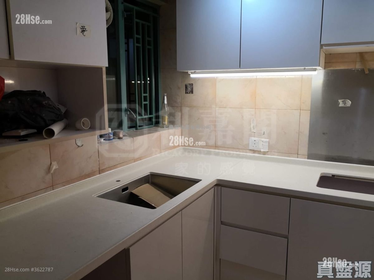 翠擁華庭 售盤 3 房 854 平方呎 翠擁華庭 售盤 3 房 854 平方呎