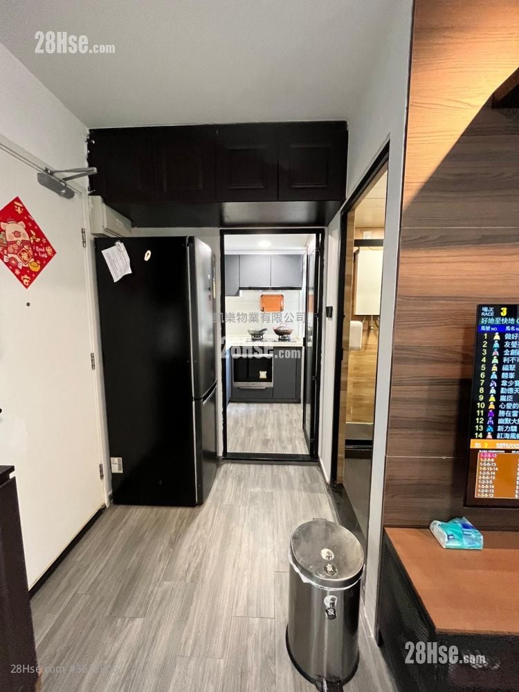 凱樂苑 售盤 2 房 , 1 浴室 391 平方呎 凱樂苑 售盤 2 房 , 1 浴室 391 平方呎