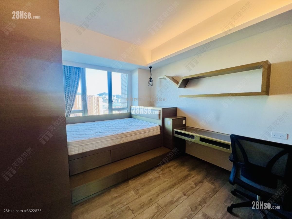 君頤峰 售盤 3 房 , 3 浴室 1,343 平方呎 君頤峰 售盤 3 房 , 3 浴室 1,343 平方呎