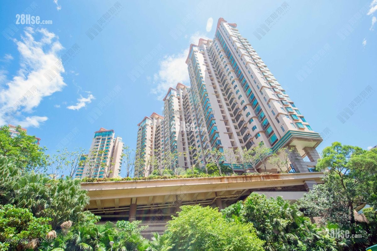 君頤峰 售盤 3 房 , 3 浴室 1,343 平方呎 君頤峰 售盤 3 房 , 3 浴室 1,343 平方呎