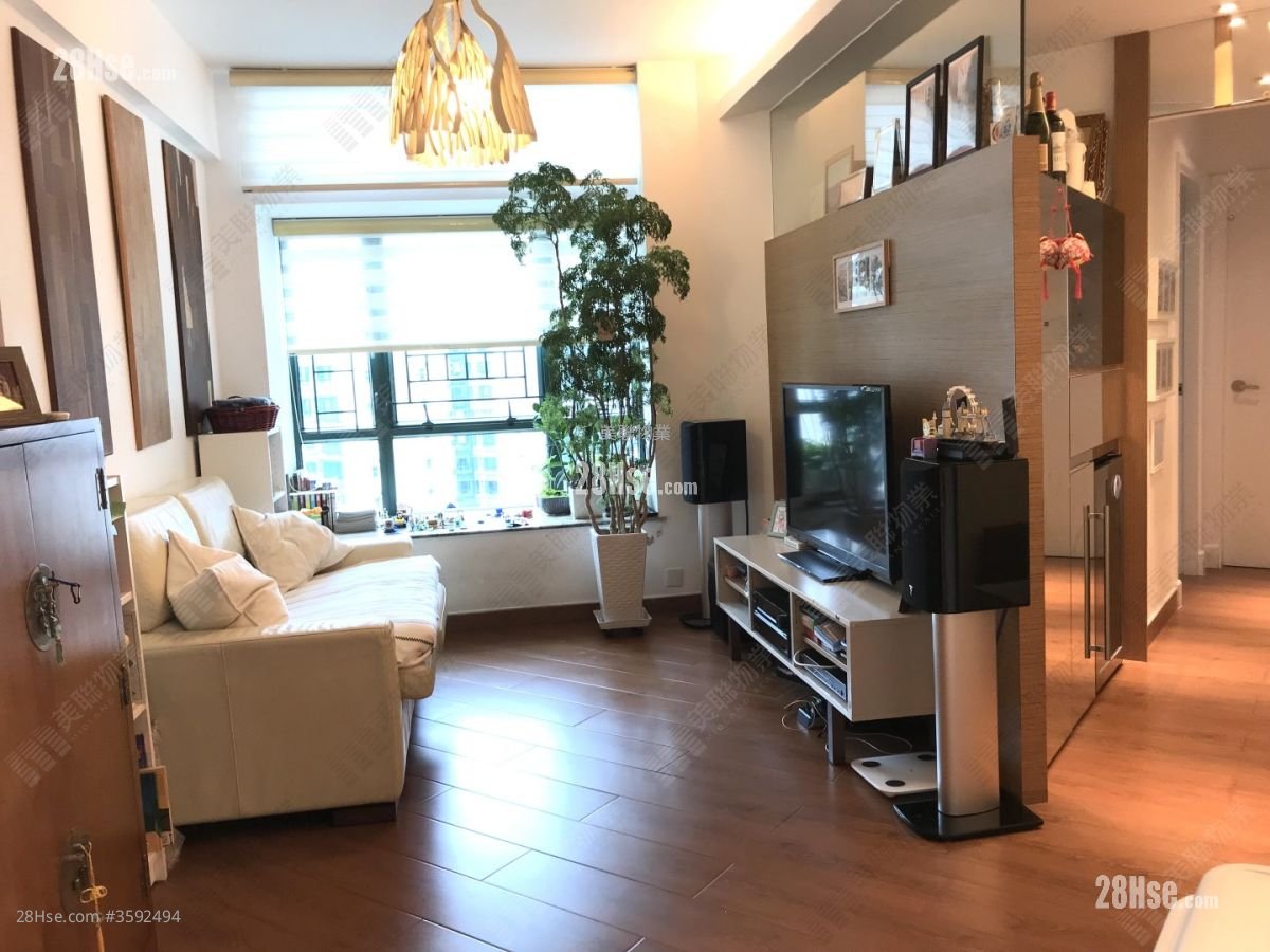 朗晴居 售盤 2 房 583 平方呎