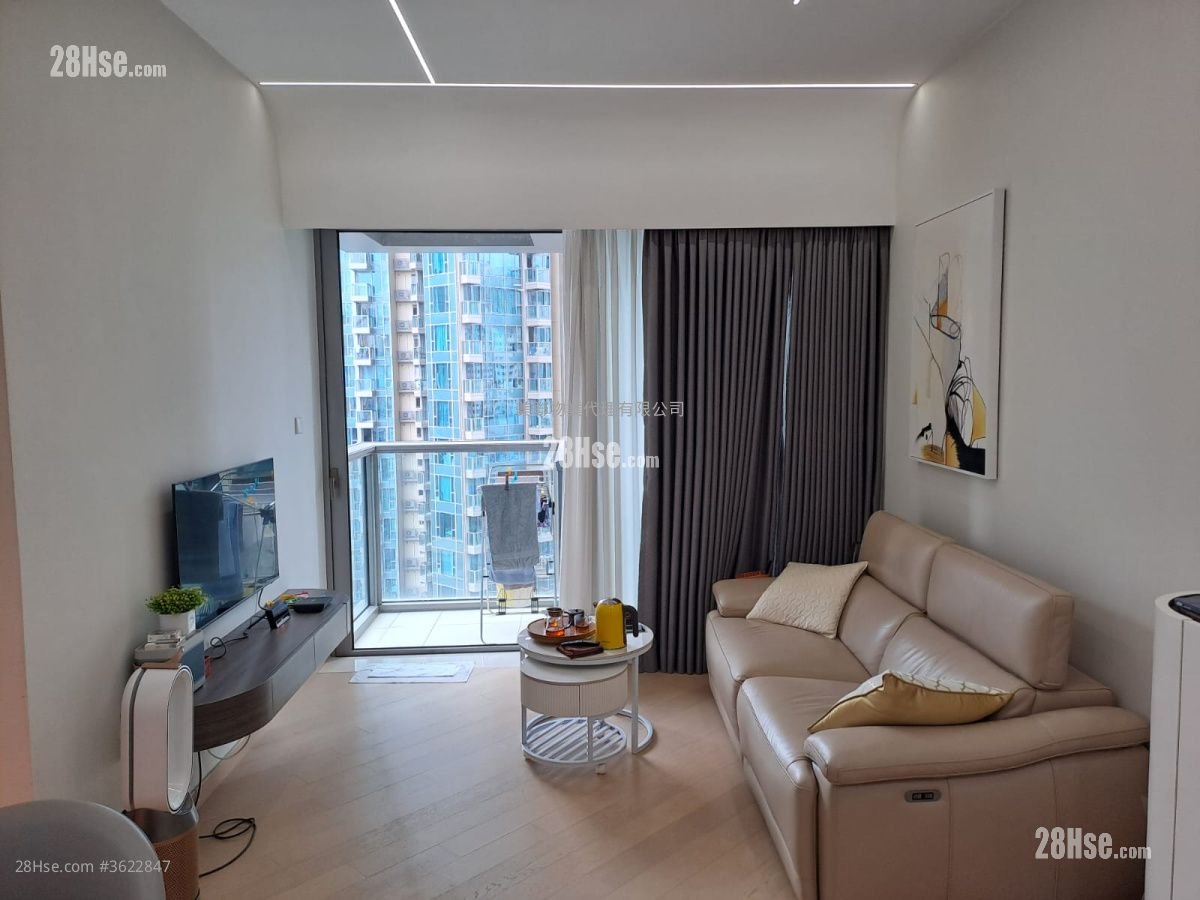 Grand Central Rental 3 Bedrooms , 2 Bathrooms 758 ft² Grand Central Rental 3 Bedrooms , 2 Bathrooms 758 ft²