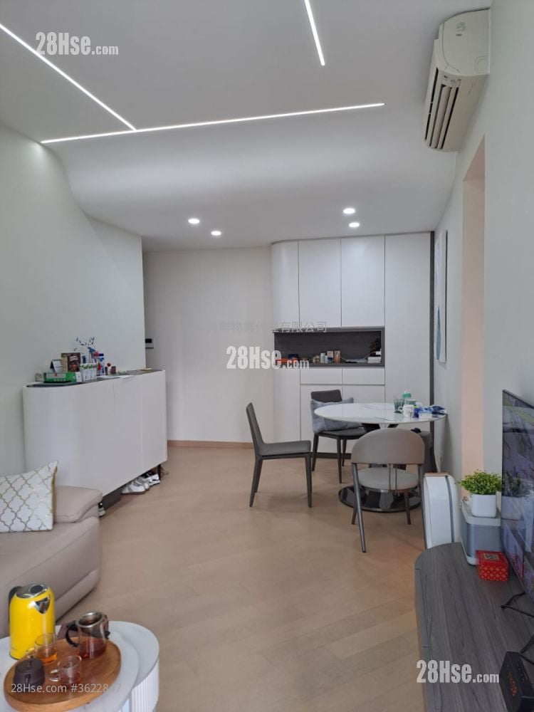 Grand Central Rental 3 Bedrooms , 2 Bathrooms 758 ft² Grand Central Rental 3 Bedrooms , 2 Bathrooms 758 ft²