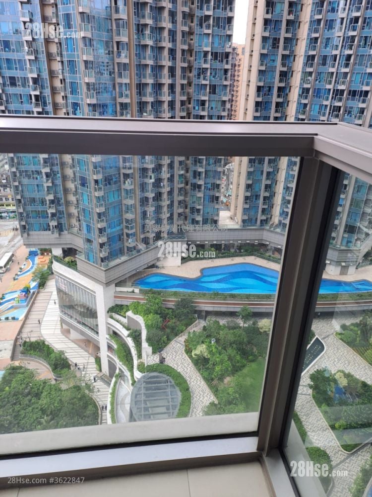 Grand Central Rental 3 Bedrooms , 2 Bathrooms 758 ft² Grand Central Rental 3 Bedrooms , 2 Bathrooms 758 ft²